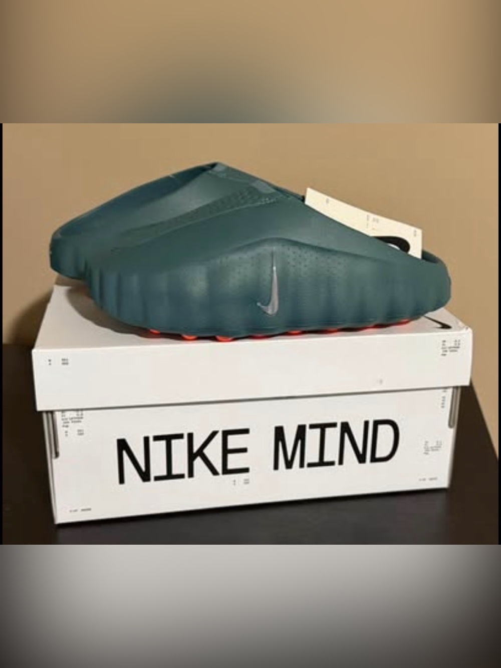 Authentic Nike Mind 001 Pre-Game Mule Shoes – Dark Green Size 7